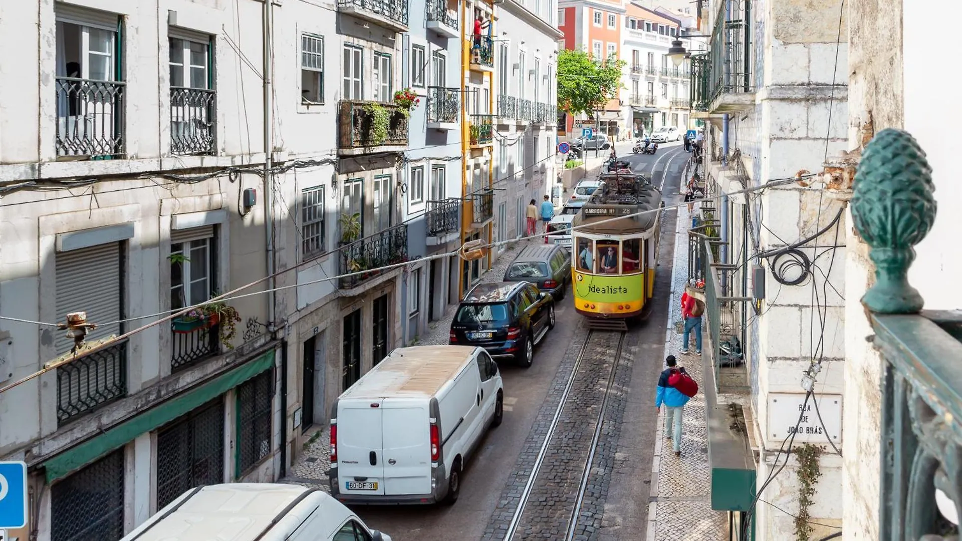 Central Lisbon Vintage & Modern Apartment